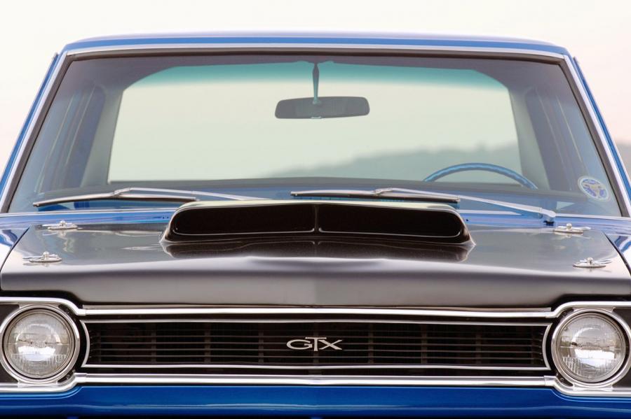 Plymouth GTX 440 Six Pack Wagon 1968 года  (фото 2 из 37)